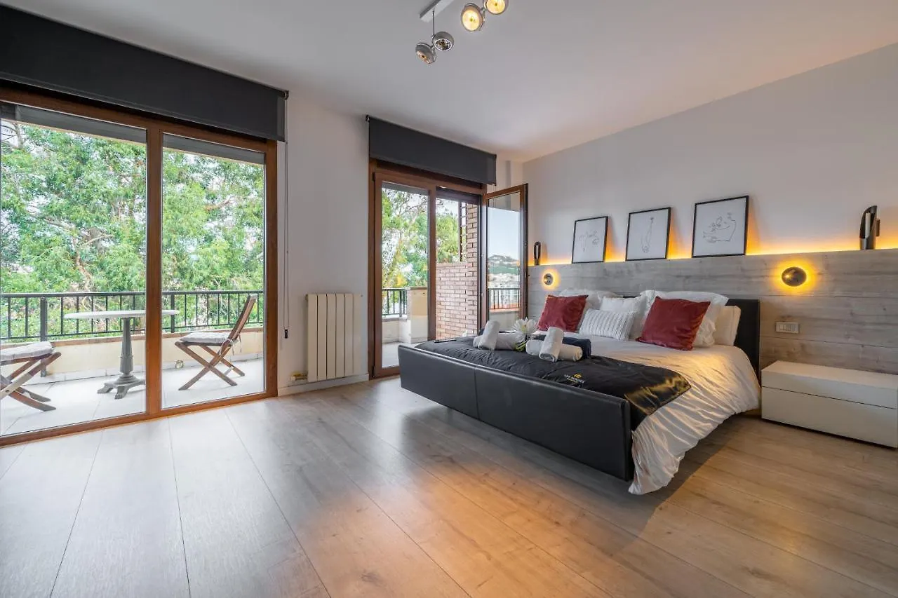 Holiday home Residencial Bella Donna Lux House, Jacuzzi Y Piscina Privada Villa Lloret de Mar