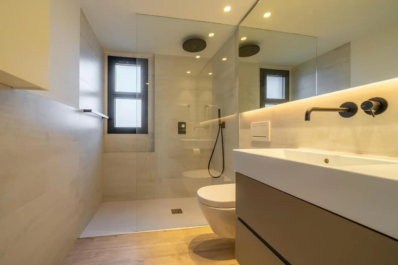 Casa de Férias Residencial Bella Donna Lux House, Jacuzzi Y Piscina Privada Vila Lloret de Mar Espanha