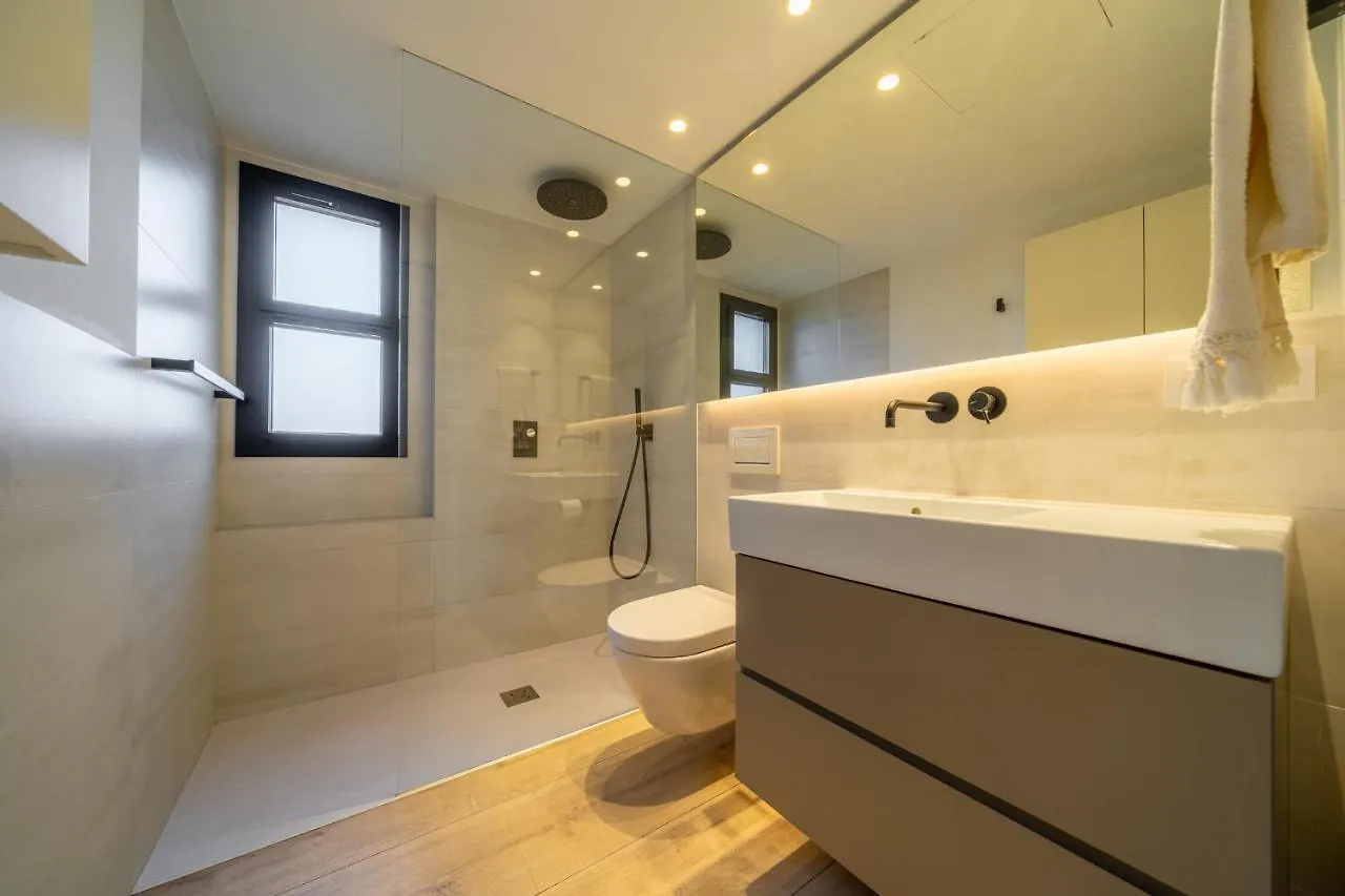 Residencial Bella Donna Lux House, Jacuzzi Y Piscina Privada Villa Lloret de Mar