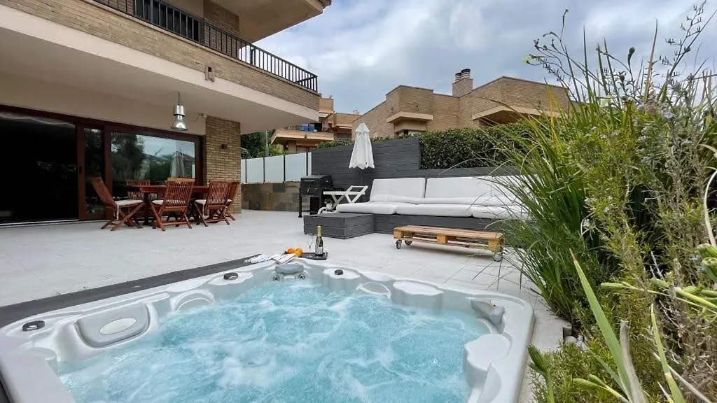 Residencial Bella Donna Lux House, Jacuzzi Y Piscina Privada Villa Lloret de Mar