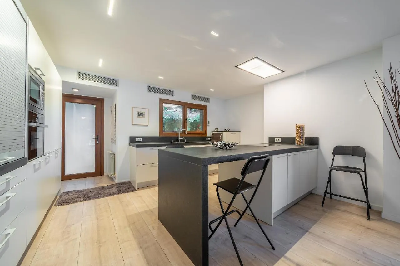 Holiday home Residencial Bella Donna Lux House, Jacuzzi Y Piscina Privada Villa Lloret de Mar